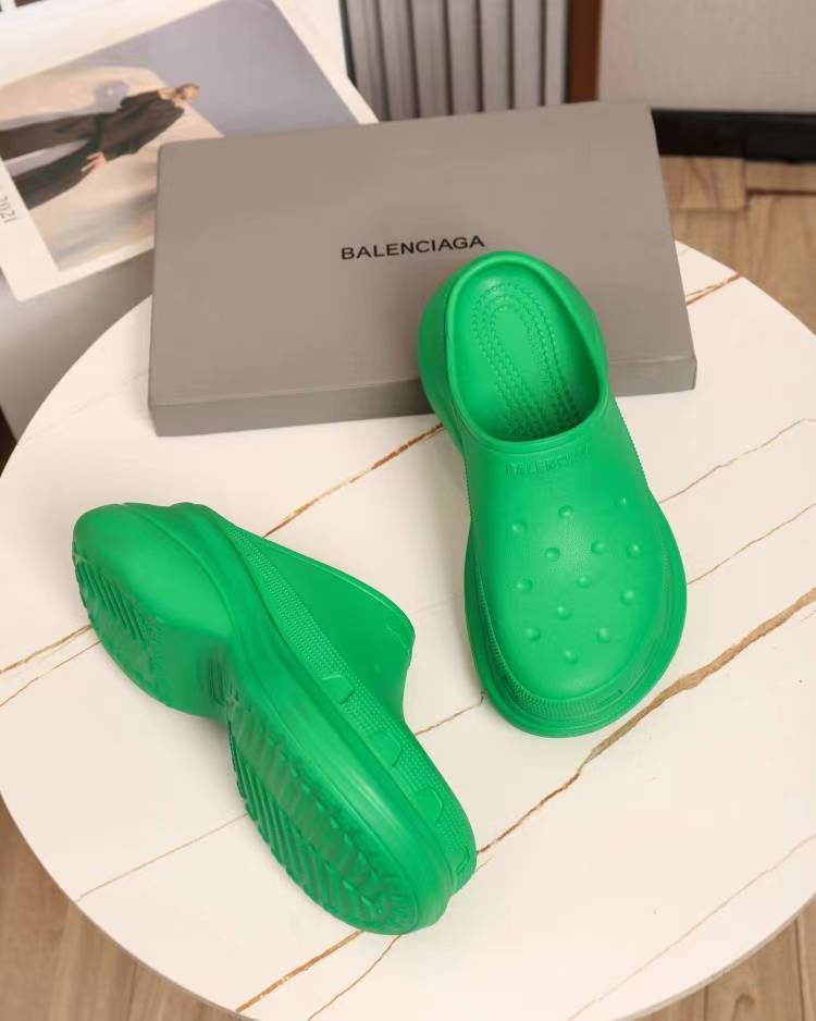 Balenciaga Slippers